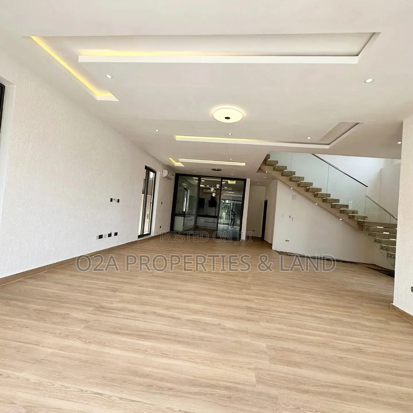 4bdrm House in Botwe School for sale in School Junction