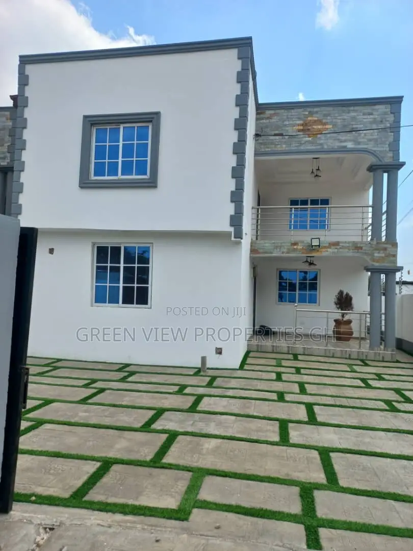 4bdrm Duplex in Taifa-Burkina for rent in Taifa-Burkina