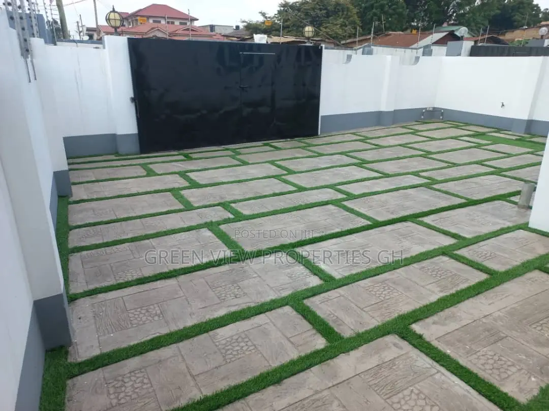 4bdrm Duplex in Taifa-Burkina for rent in Taifa-Burkina