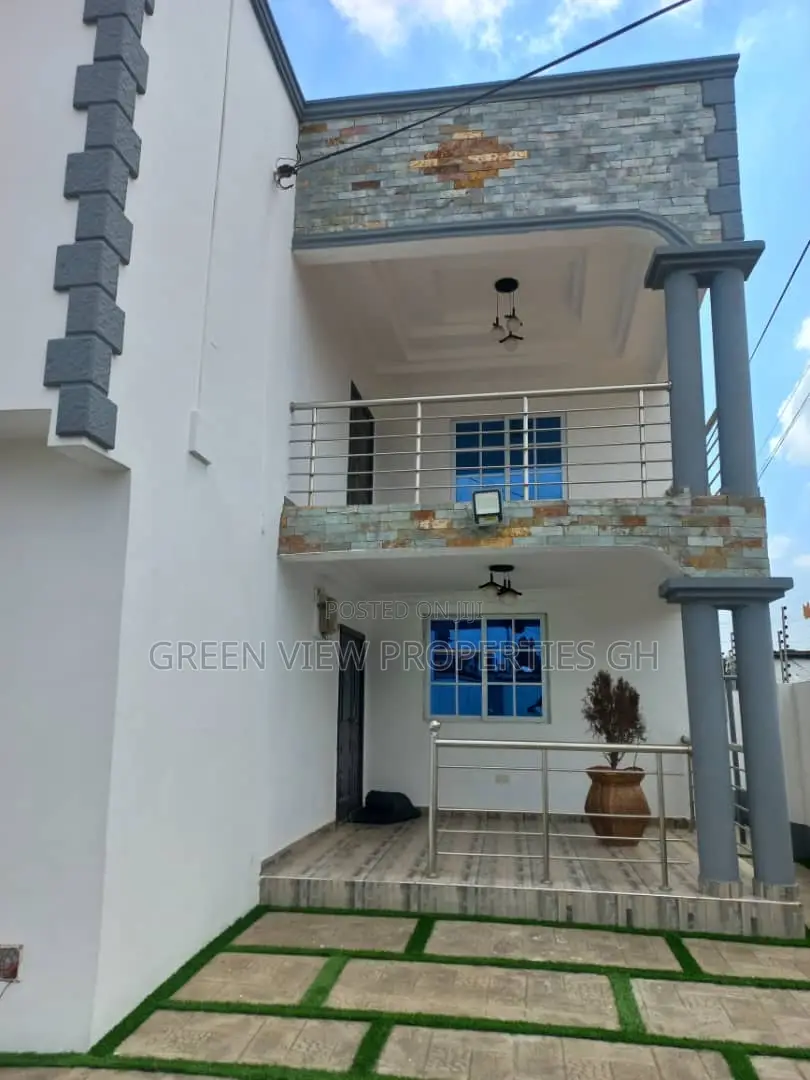 4bdrm Duplex in Taifa-Burkina for rent in Taifa-Burkina