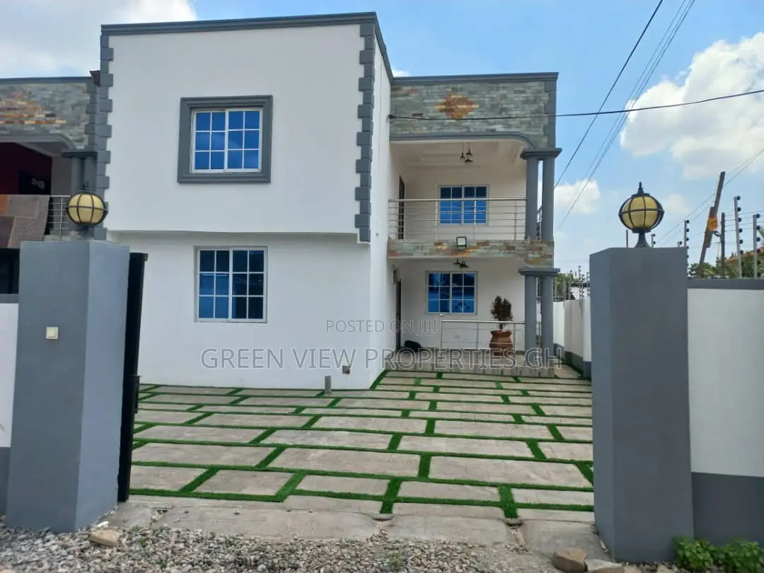 4bdrm Duplex in Taifa-Burkina for rent in Taifa-Burkina