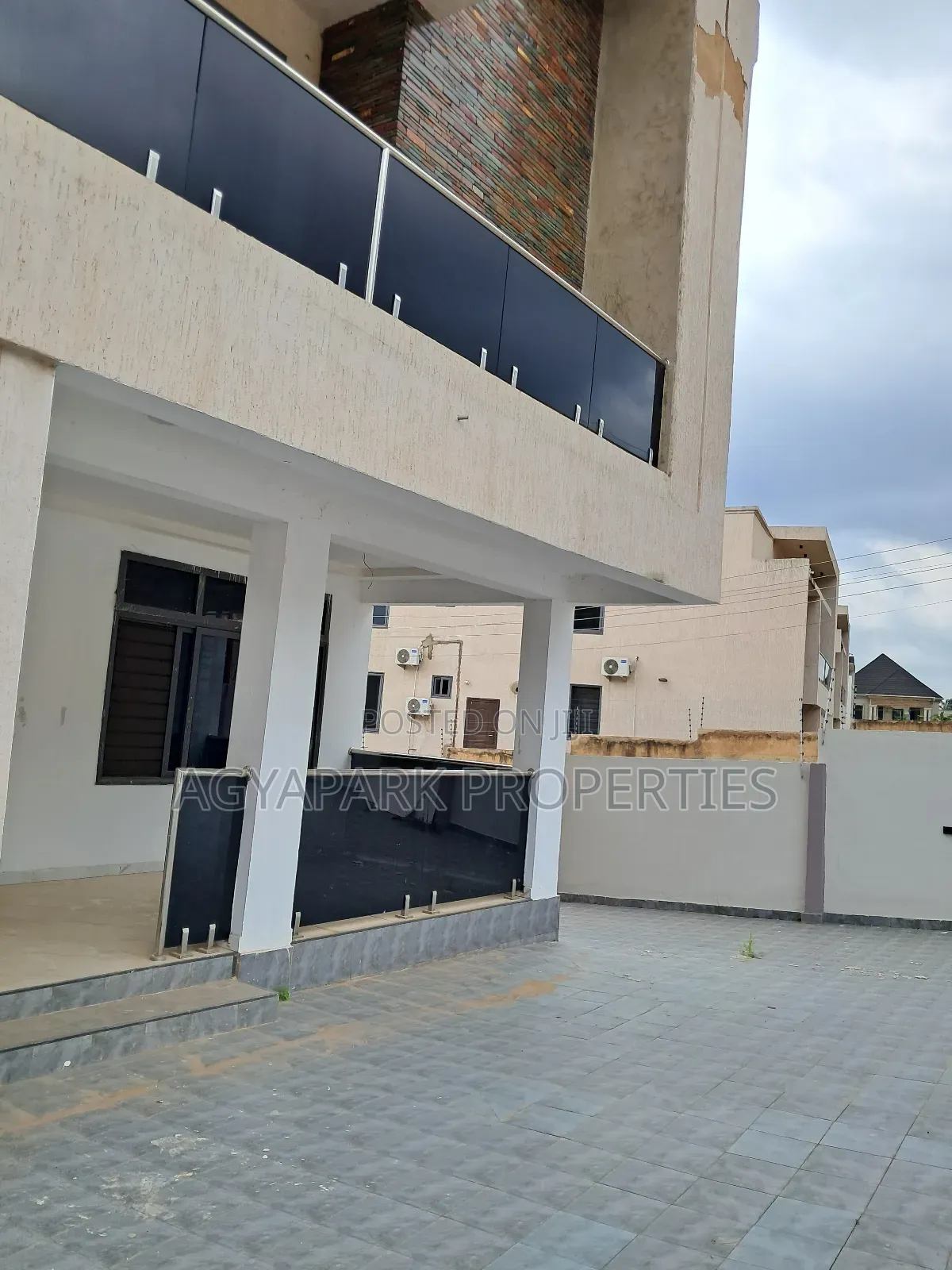7bdrm House in Acp, Kwabenya for rent in Kwabenya