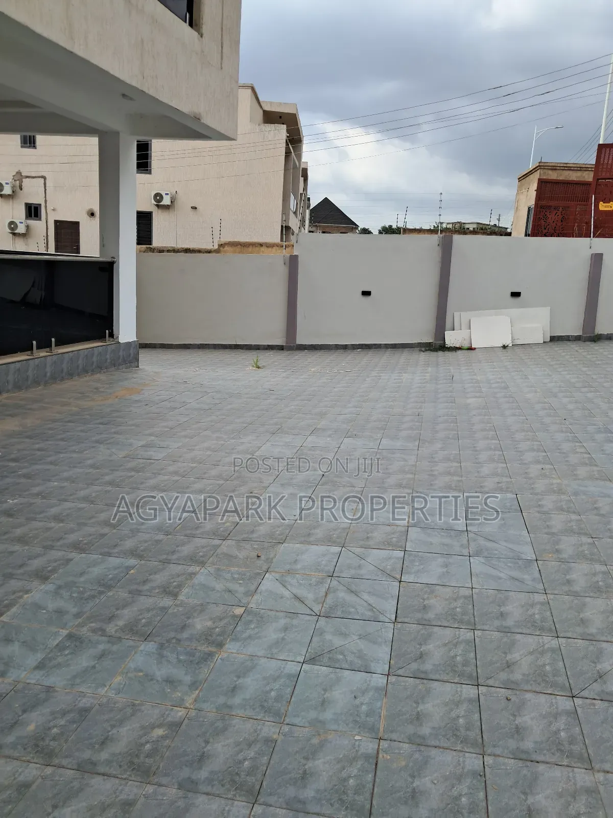 7bdrm House in Kwabenya, Pokuase for sale in Pokuase