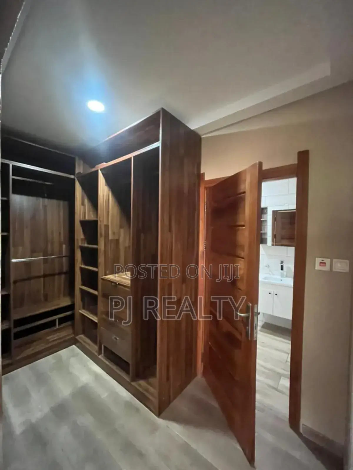 3bdrm House in Trasaco Road, East Legon for rent in East Legon