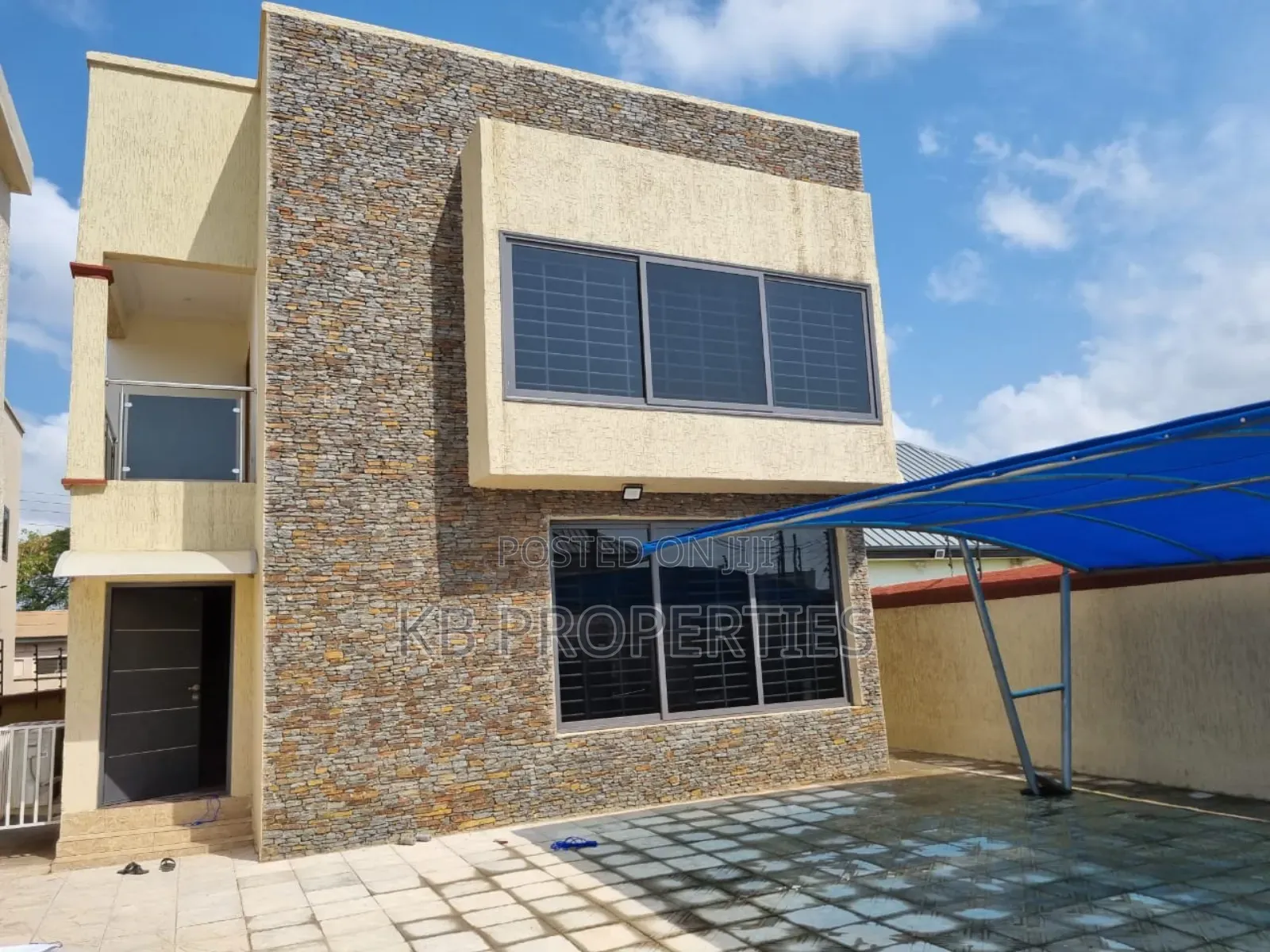 4bdrm Duplex in Kb Properties, Community 25 for rent in Community 25