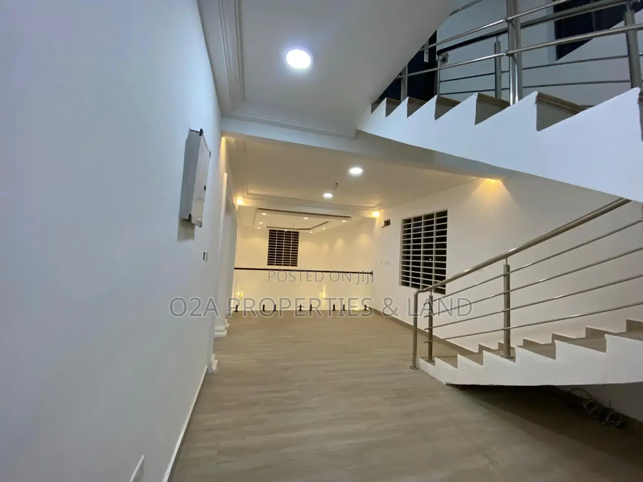 5bdrm Townhouse/Terrace in Tseaddo, Lake Side Estate for sale in Lake Side Estate