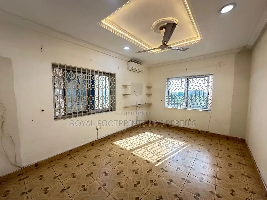 4bdrm House in Luxelooks Properties, East Legon for rent in East Legon