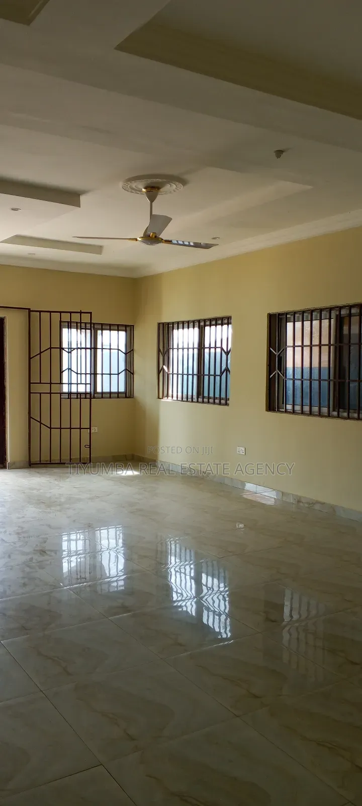 3bdrm House in Tiyumba Real Estate, Old Ashomang for sale in Old Ashomang