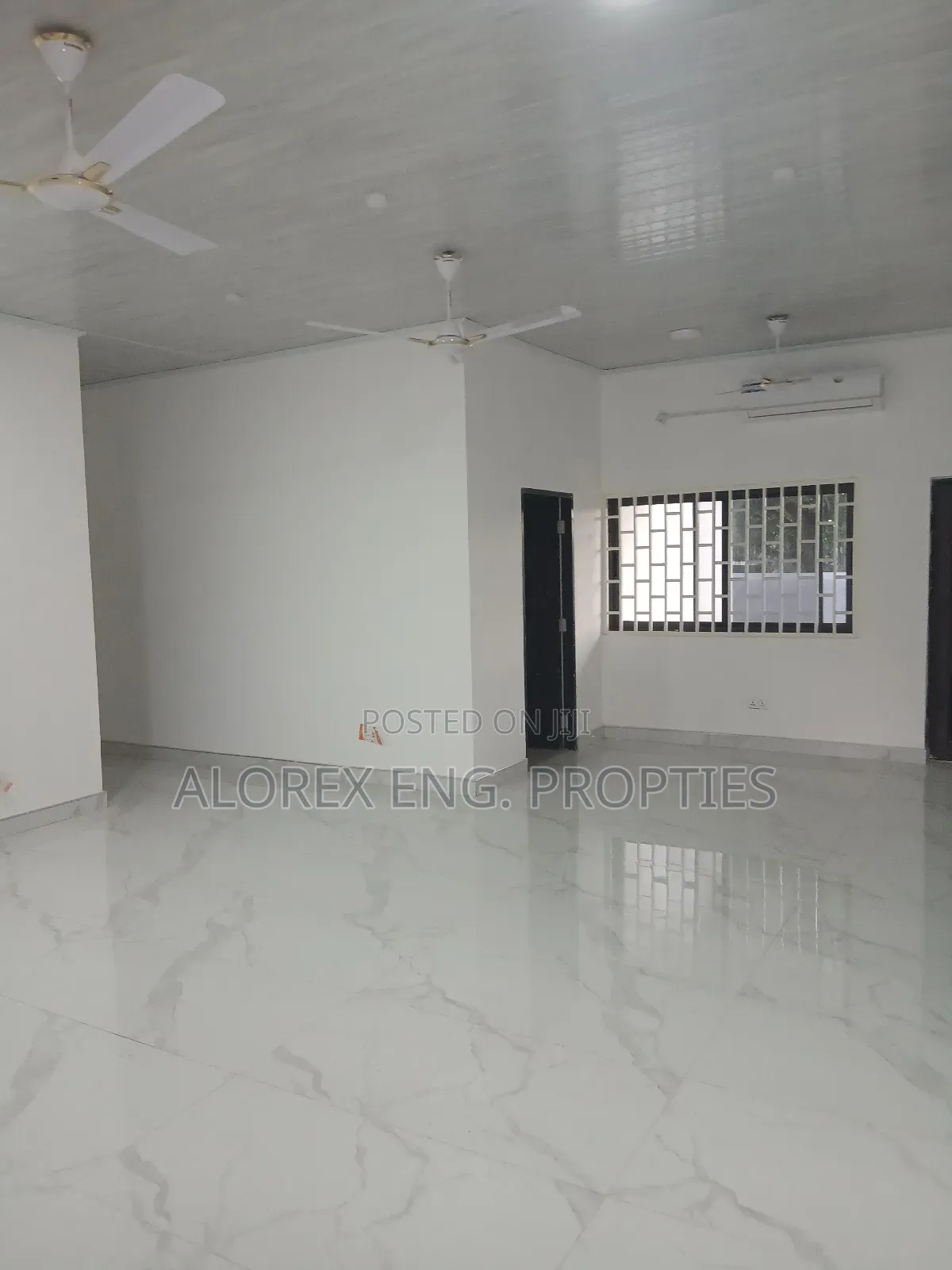 2bdrm Apartment in Wardrobe, Adenta for rent in Adenta