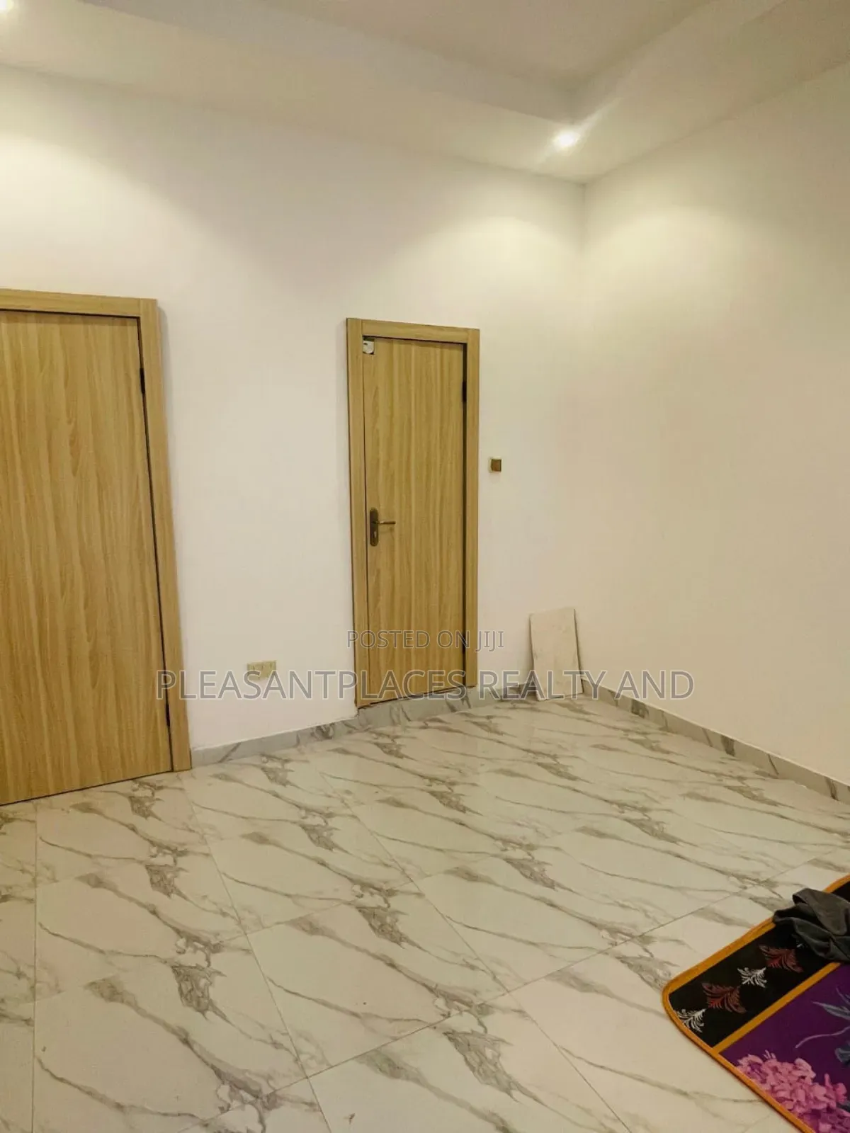 4bdrm House in Pleasantplaces, East Legon for sale in East Legon