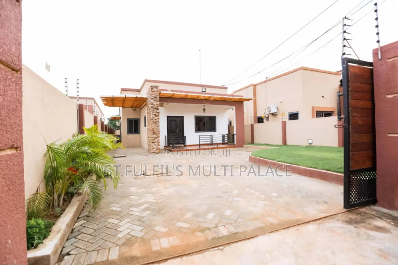 Furnished 3bdrm House in Oyarifa, Adenta for sale in Adenta