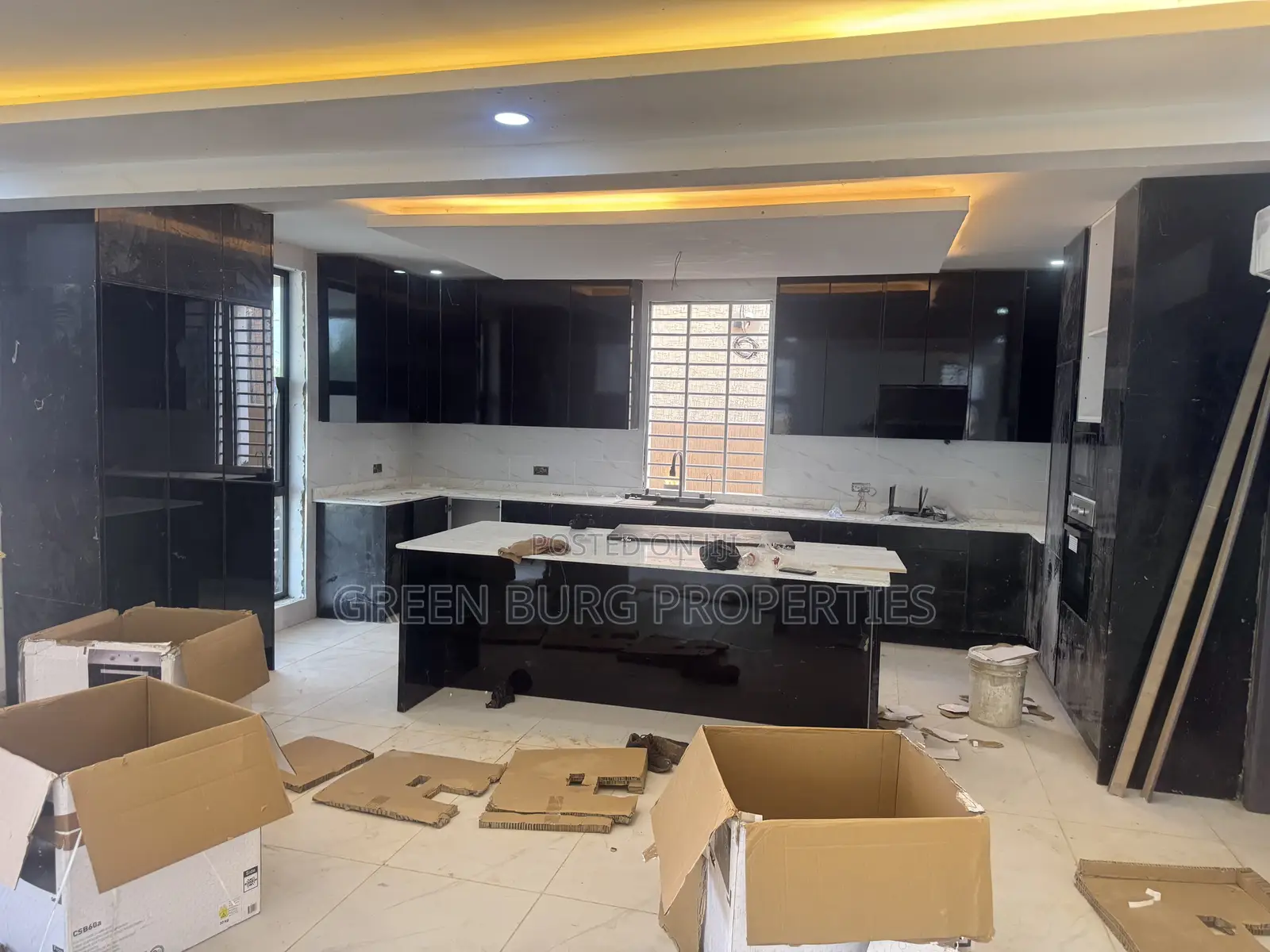 4bdrm House in Green, East Legon for sale in East Legon
