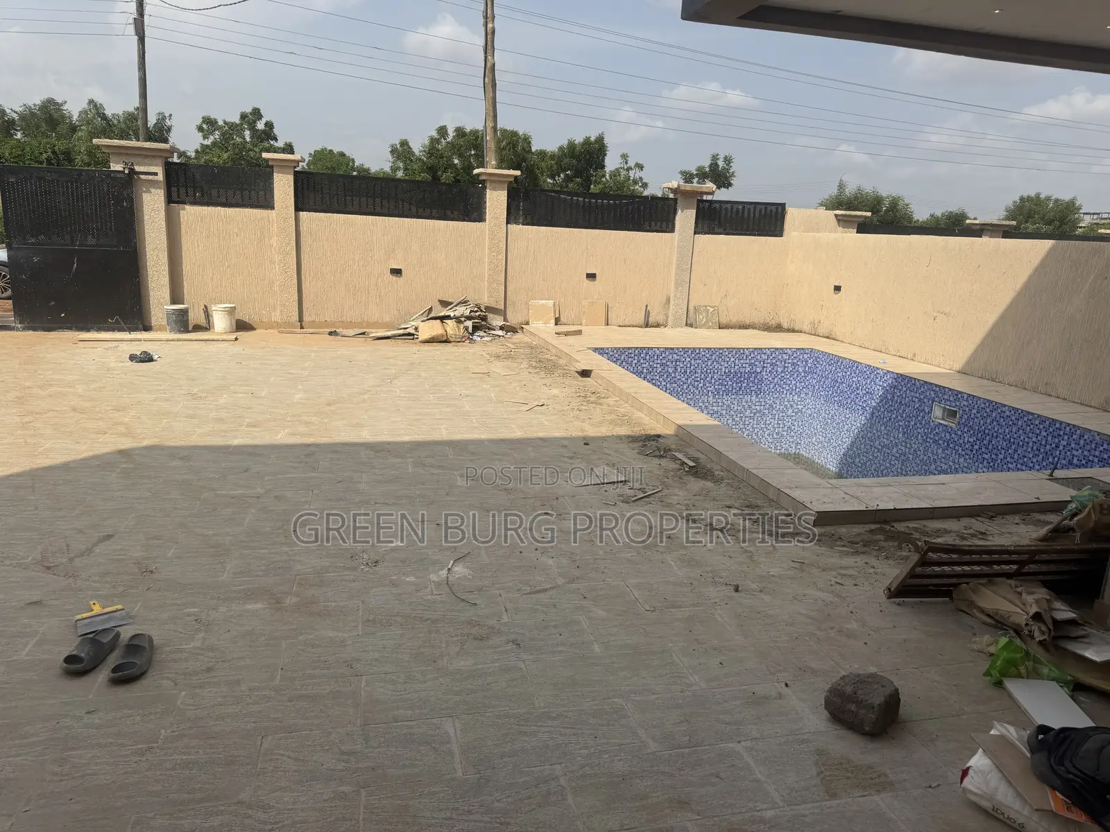 4bdrm House in Green, East Legon for sale in East Legon