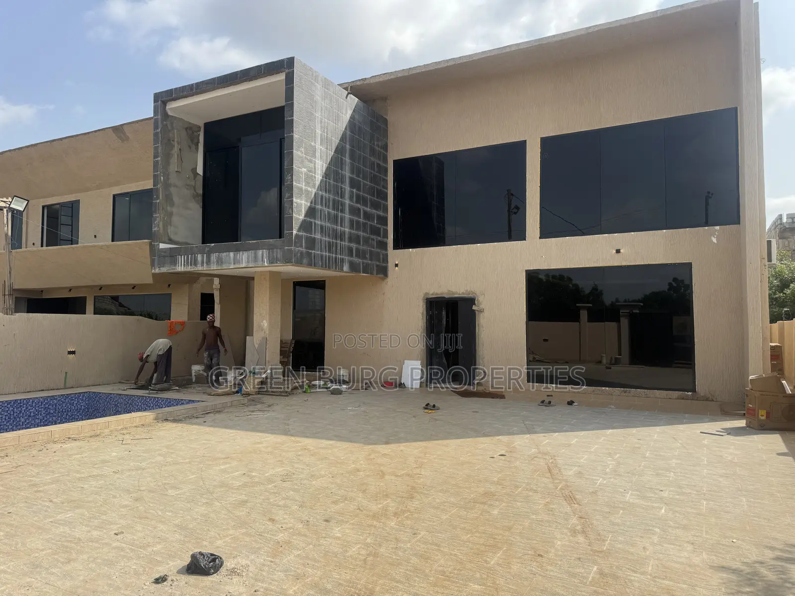 4bdrm House in Green, East Legon for sale in East Legon