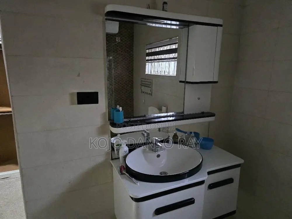 4bdrm House in West Legon for sale in West Legon