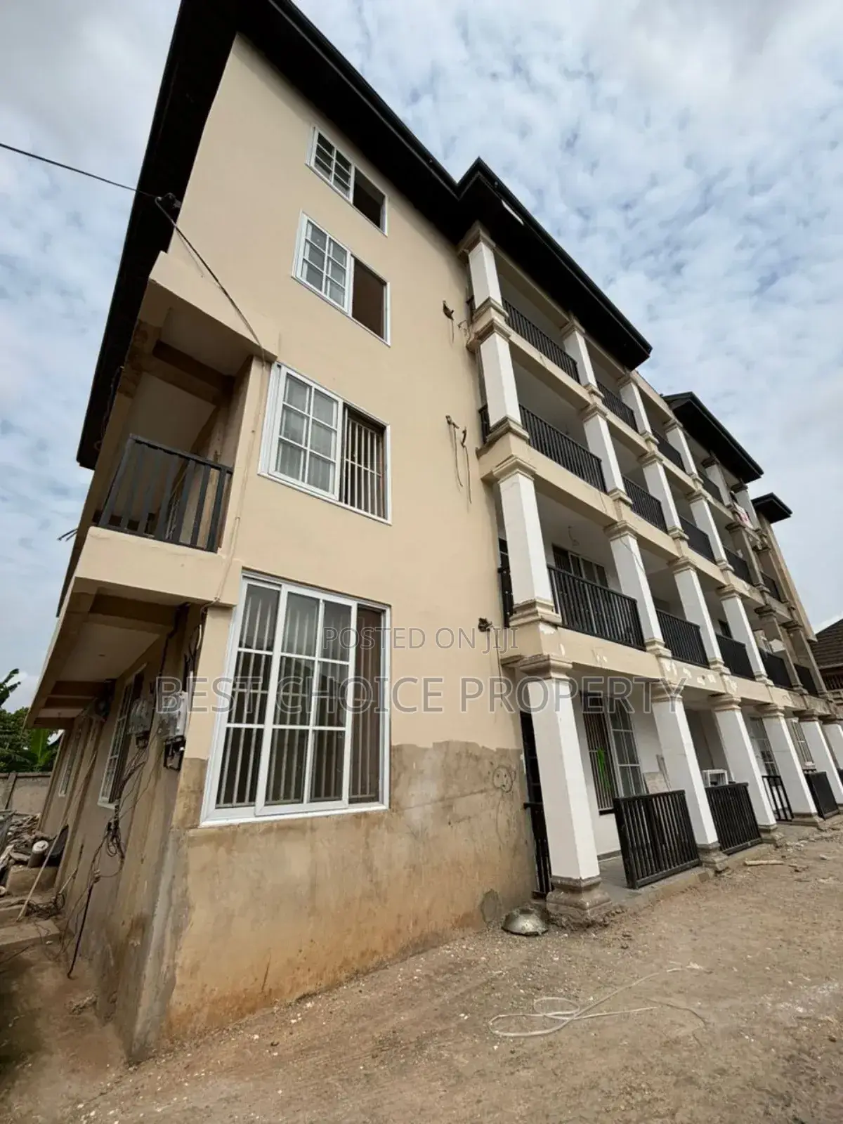 Two Bedroom Apartment For in Adenta