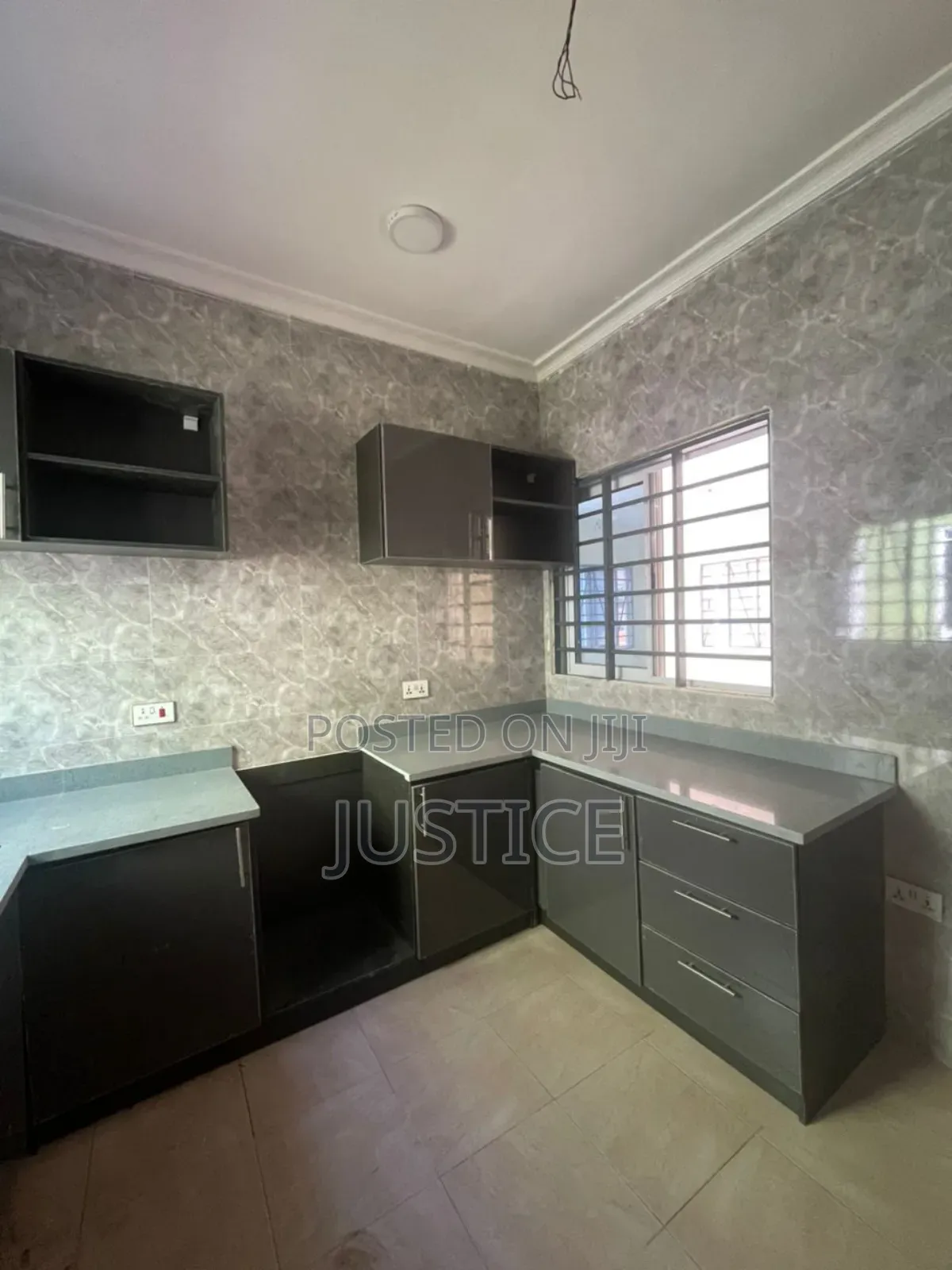 3bdrm House in Spintex for sale in Spintex