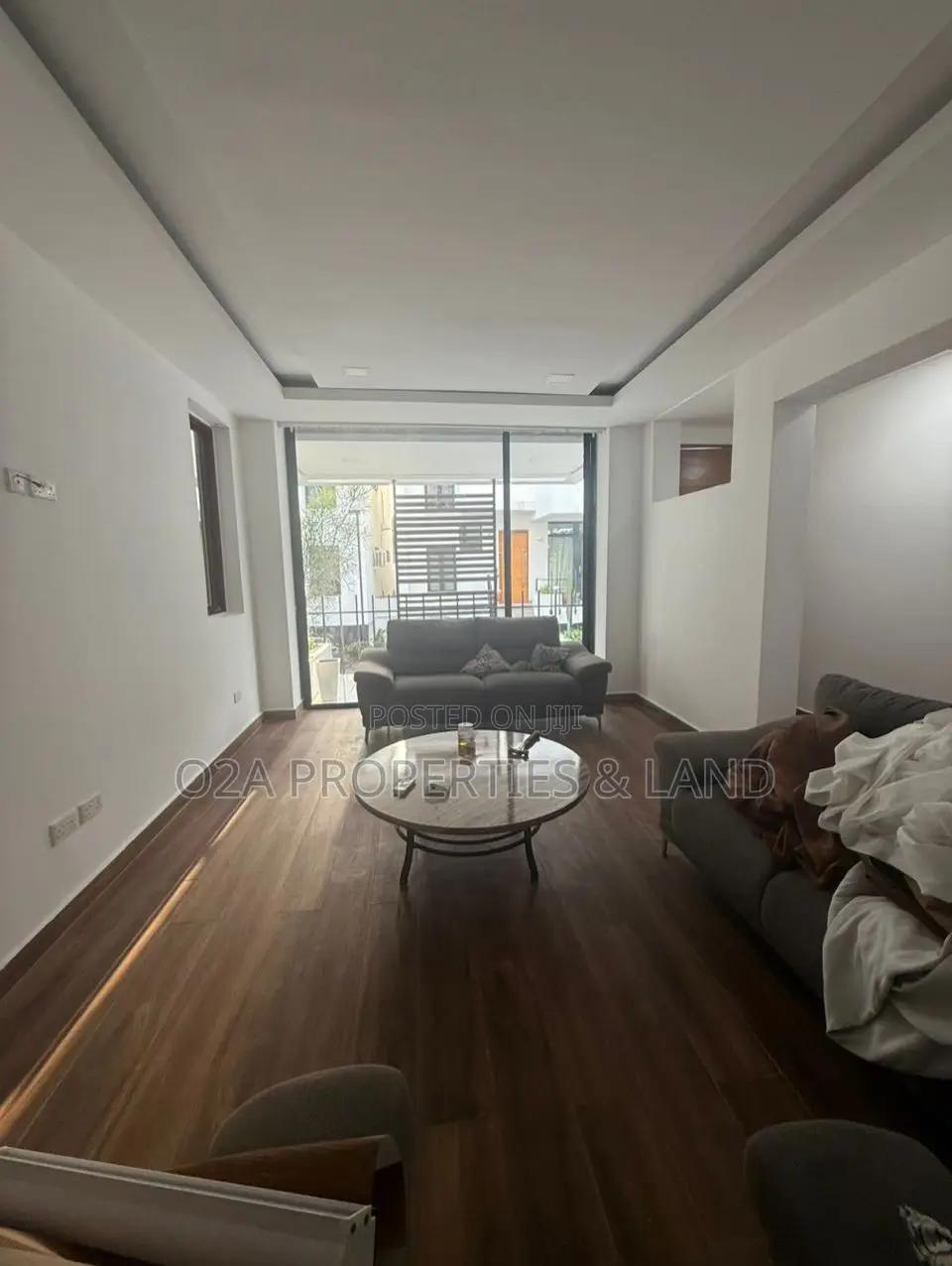 5bdrm Townhouse / Terrace in Cantonment, Acquinas for rent in Acquinas