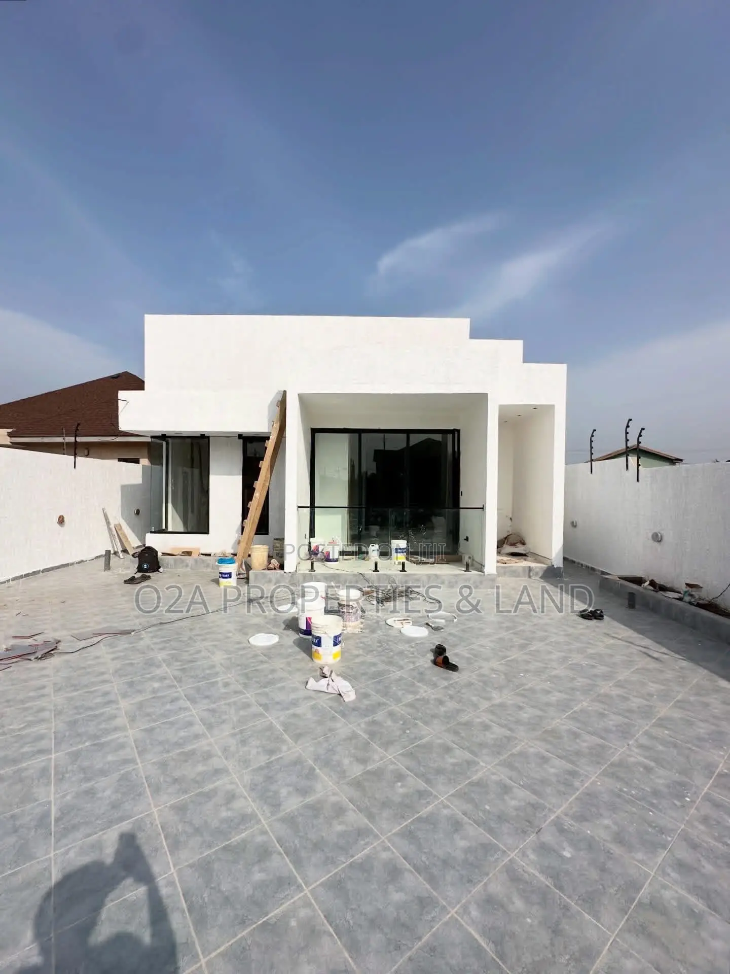 3bdrm House in Ashaley Botwe, Lake Side Estate for sale in Lake Side Estate