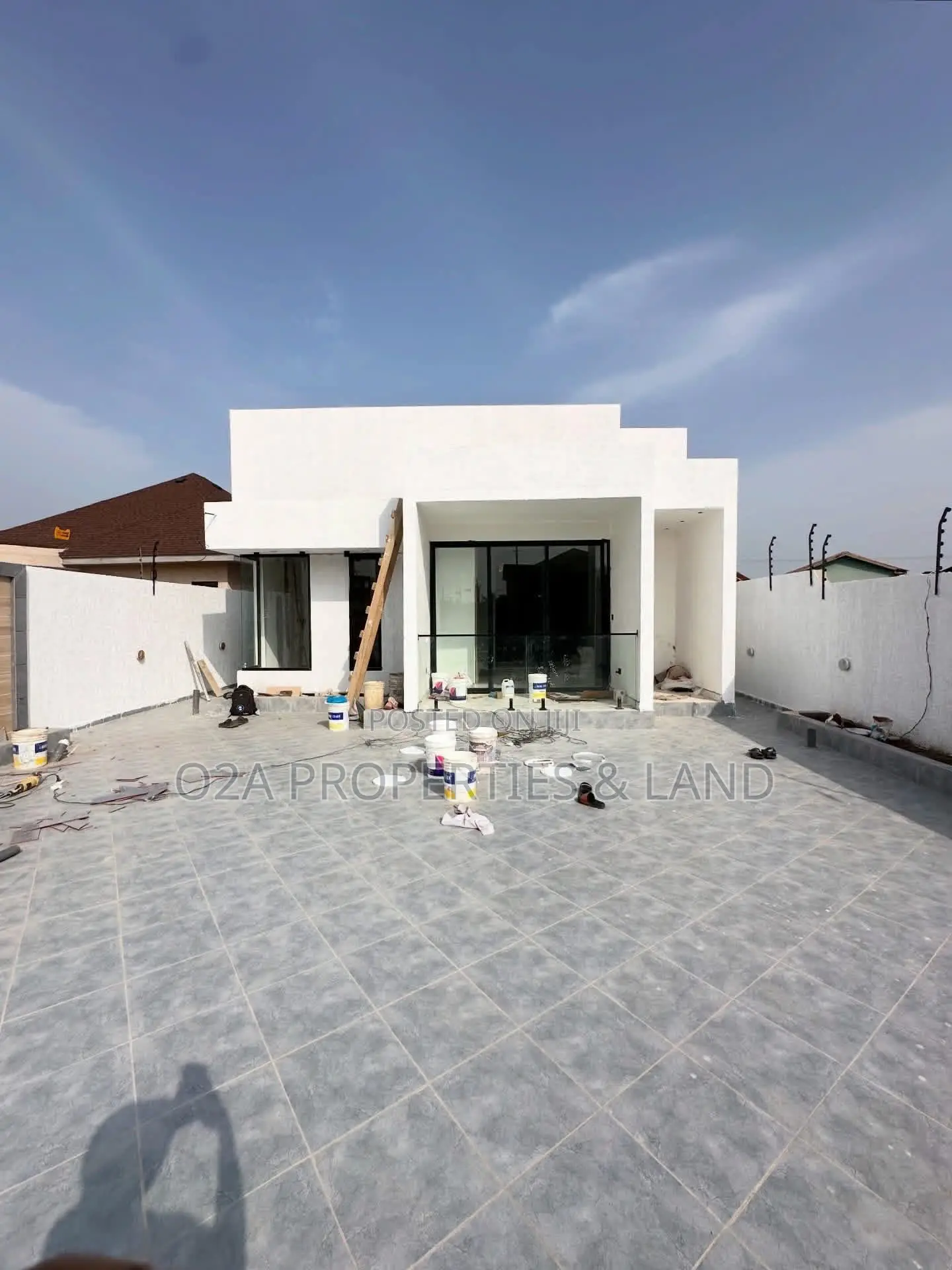 3bdrm House in Ashaley Botwe, Lake Side Estate for sale in Lake Side Estate