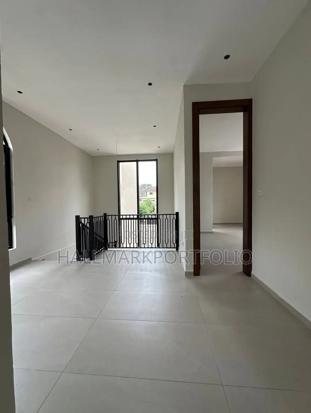 5bdrm House in East Legon for sale in East Legon