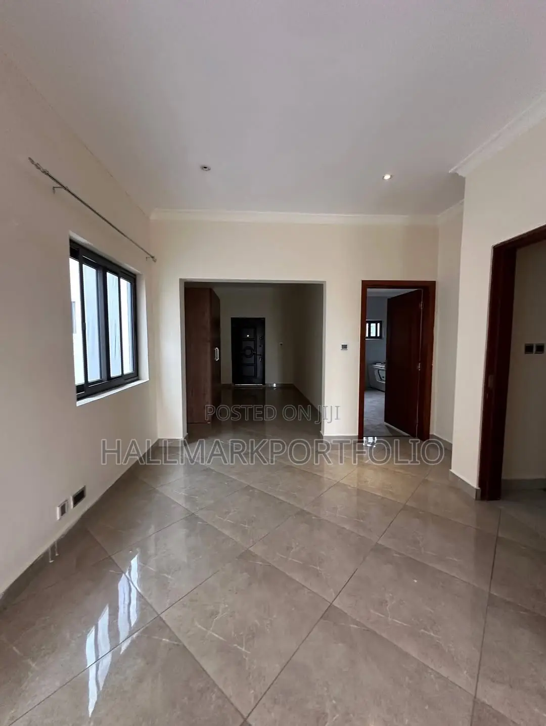 5bdrm House in East Legon for sale in East Legon