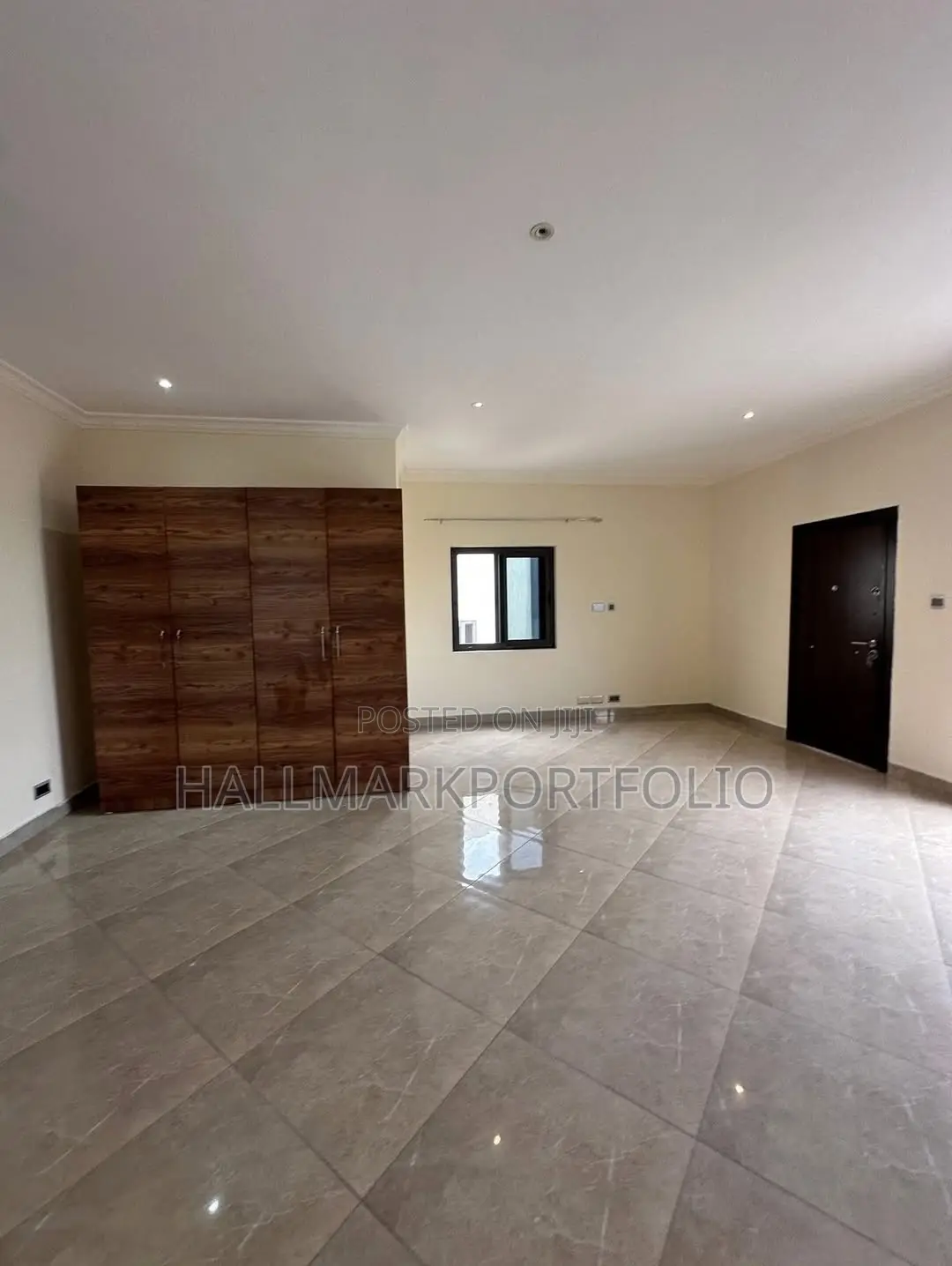5bdrm House in East Legon for sale in East Legon