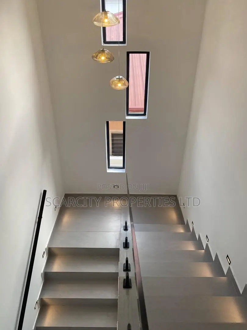4bdrm House in Oyarifa for sale in Oyarifa