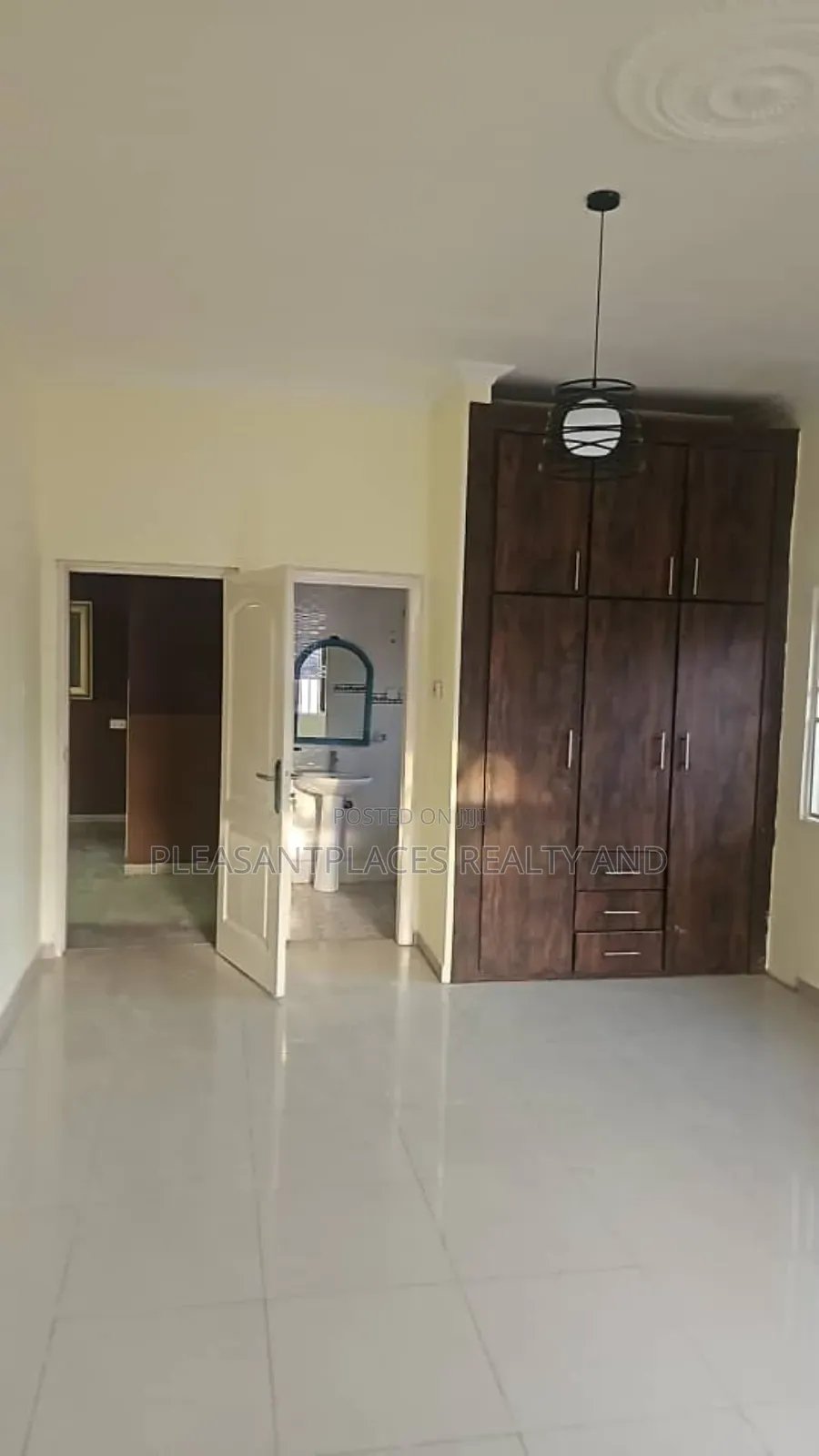 3bdrm House in Pleasantplaces, Spintex for rent in Spintex