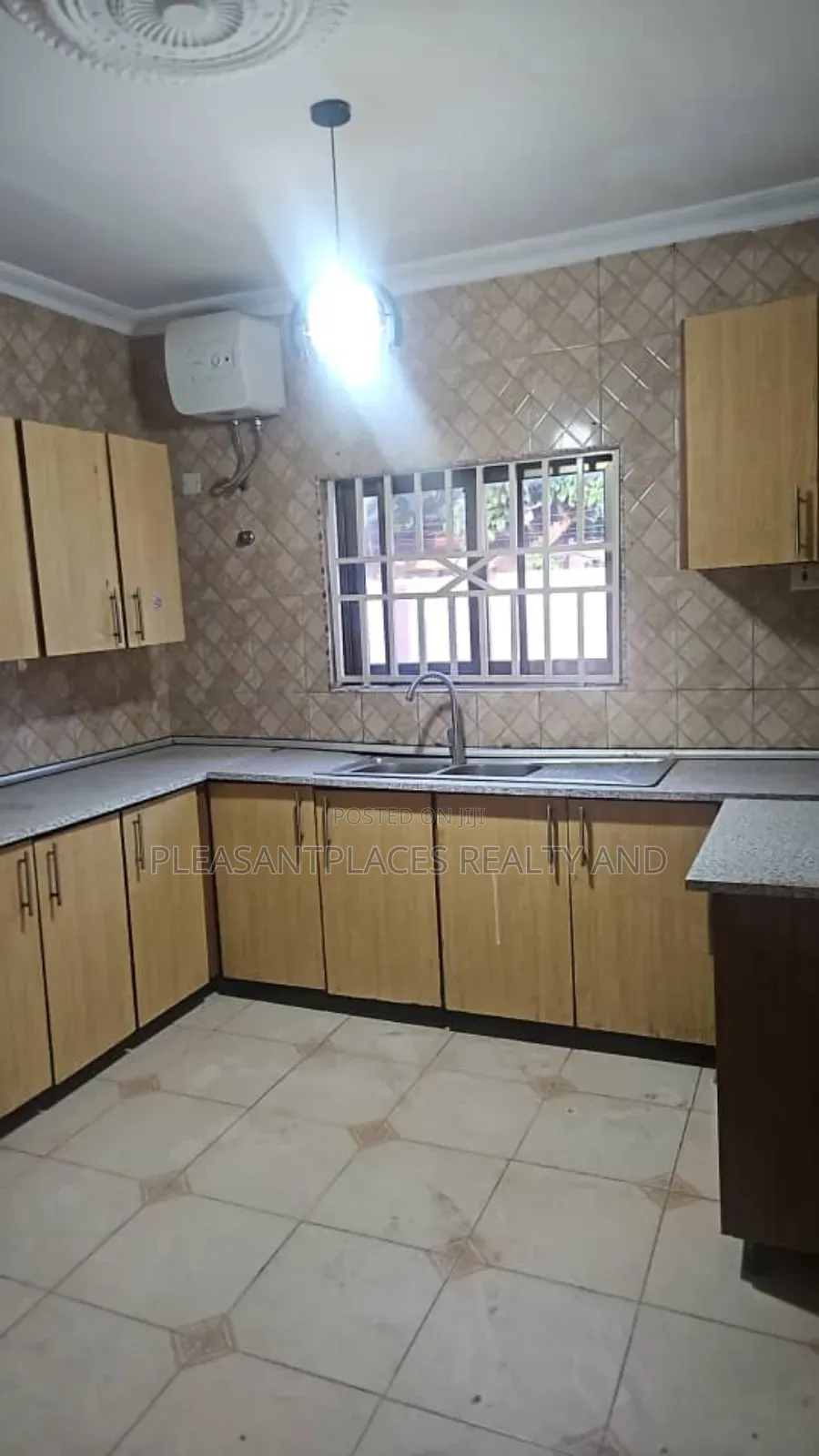3bdrm House in Pleasantplaces, Spintex for rent in Spintex