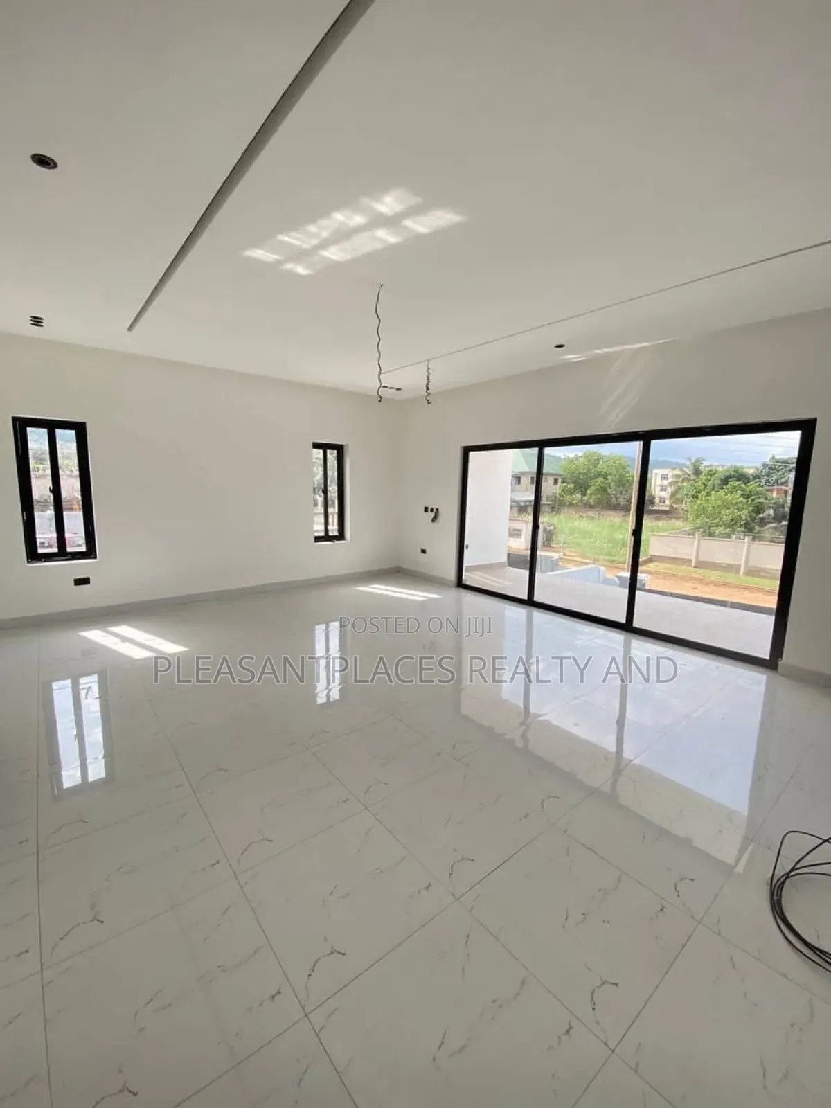 4bdrm House in Pleasantplaces, Oyarifa for sale in Oyarifa