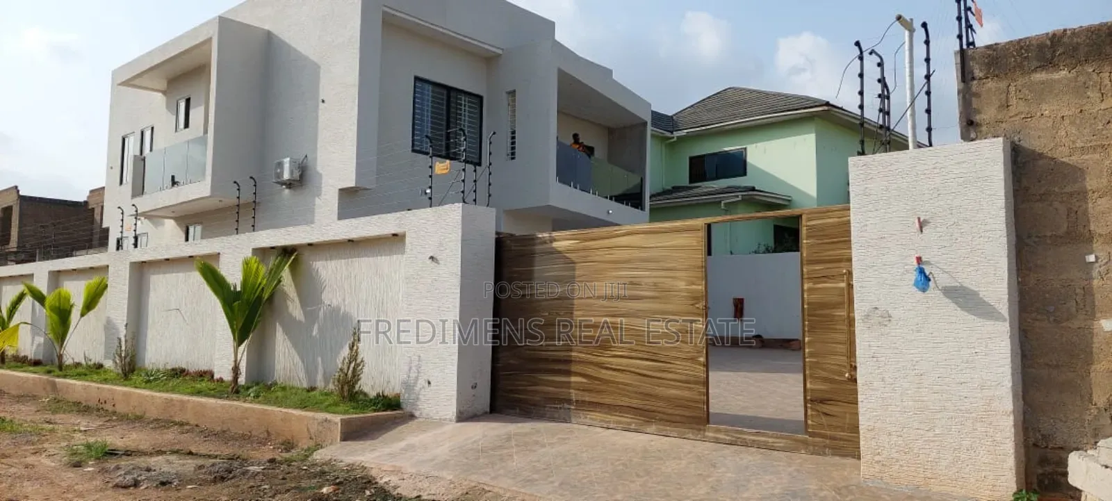 5bdrm House in Fredimens Real, Kumasi Metropolitan for sale in Kumasi Metropolitan