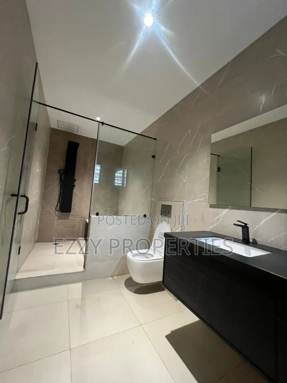 4bdrm House in School Junction for rent in Ashaley Botwe