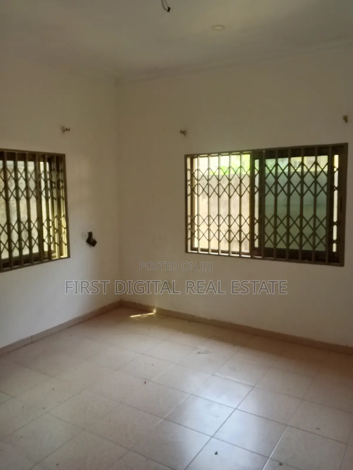 2bdrm House in First Digital Real, West Hills Mall Area for rent in West Hills Mall Area