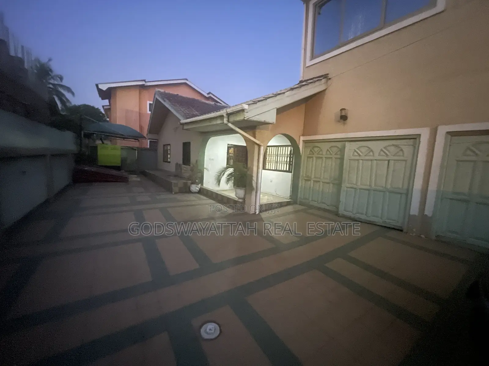2bdrm Apartment in East Legon, Adjiriganor for rent in Adjiriganor