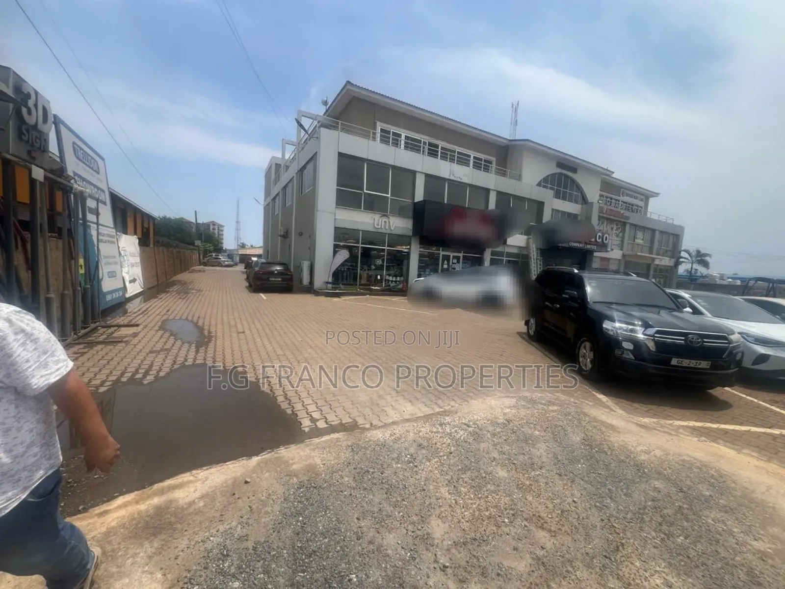 Warehouse for Sale at Spintex Man Road in Spintex