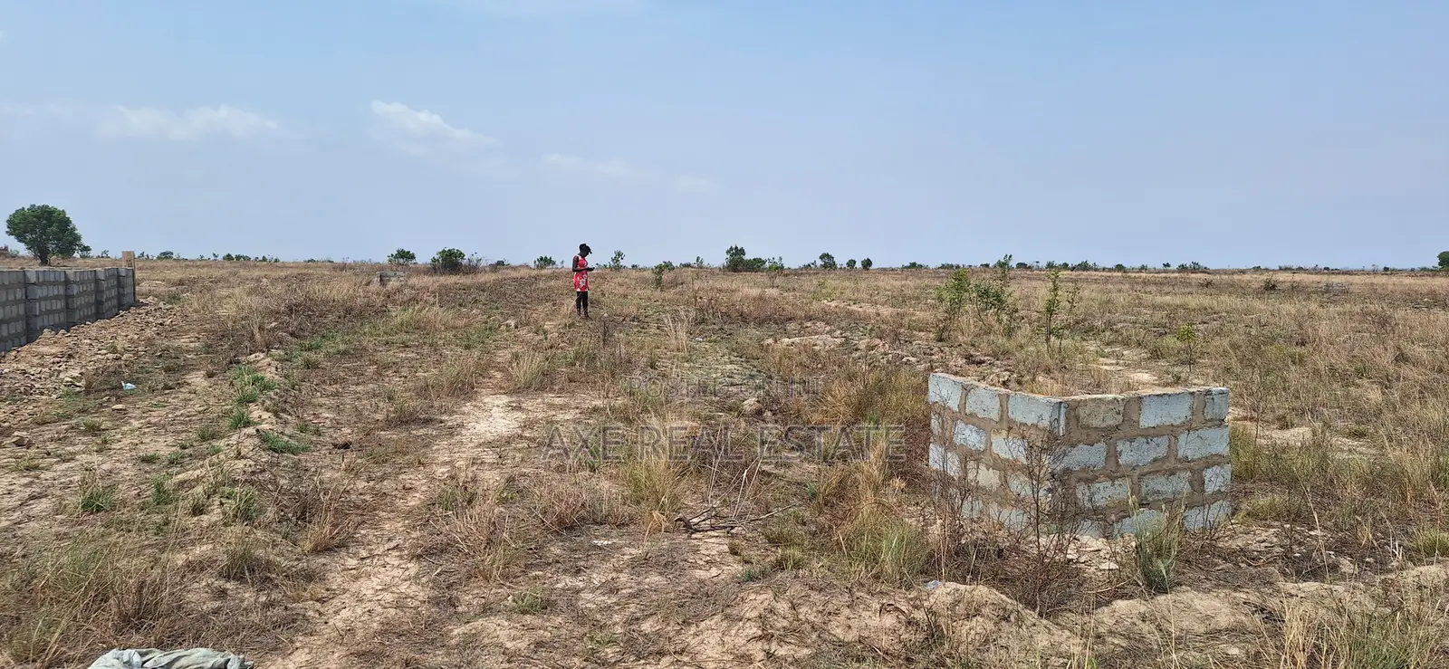 Free Building Materials on Half Plot in New Ningo
