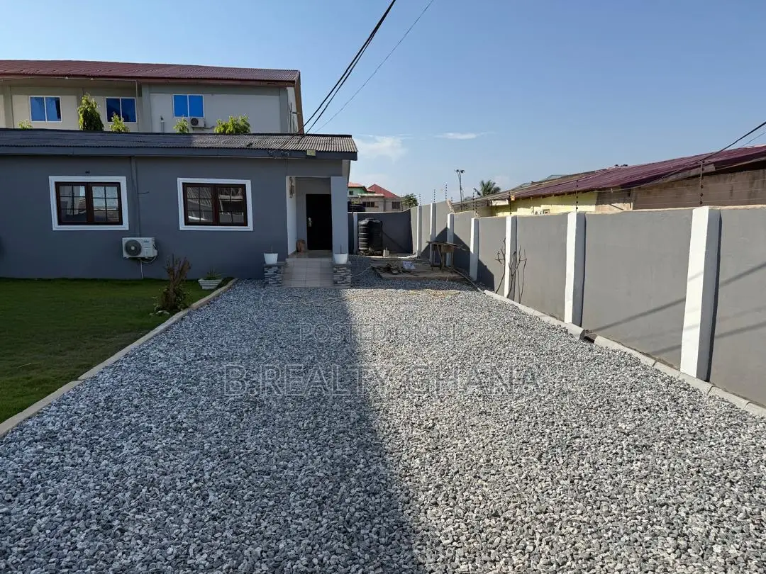 3bdrm Bungalow in Airport Residential Area for rent in Airport Residential Area