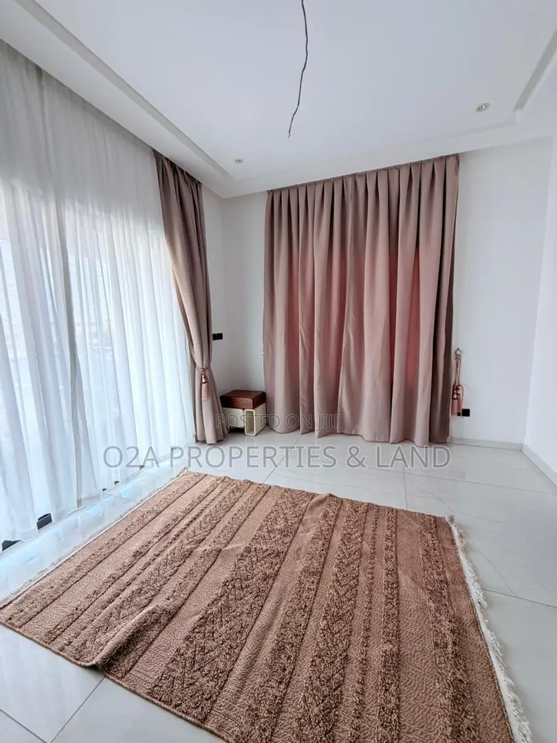 Furnished 4bdrm House in East Legon Hills. for sale in New Legon
