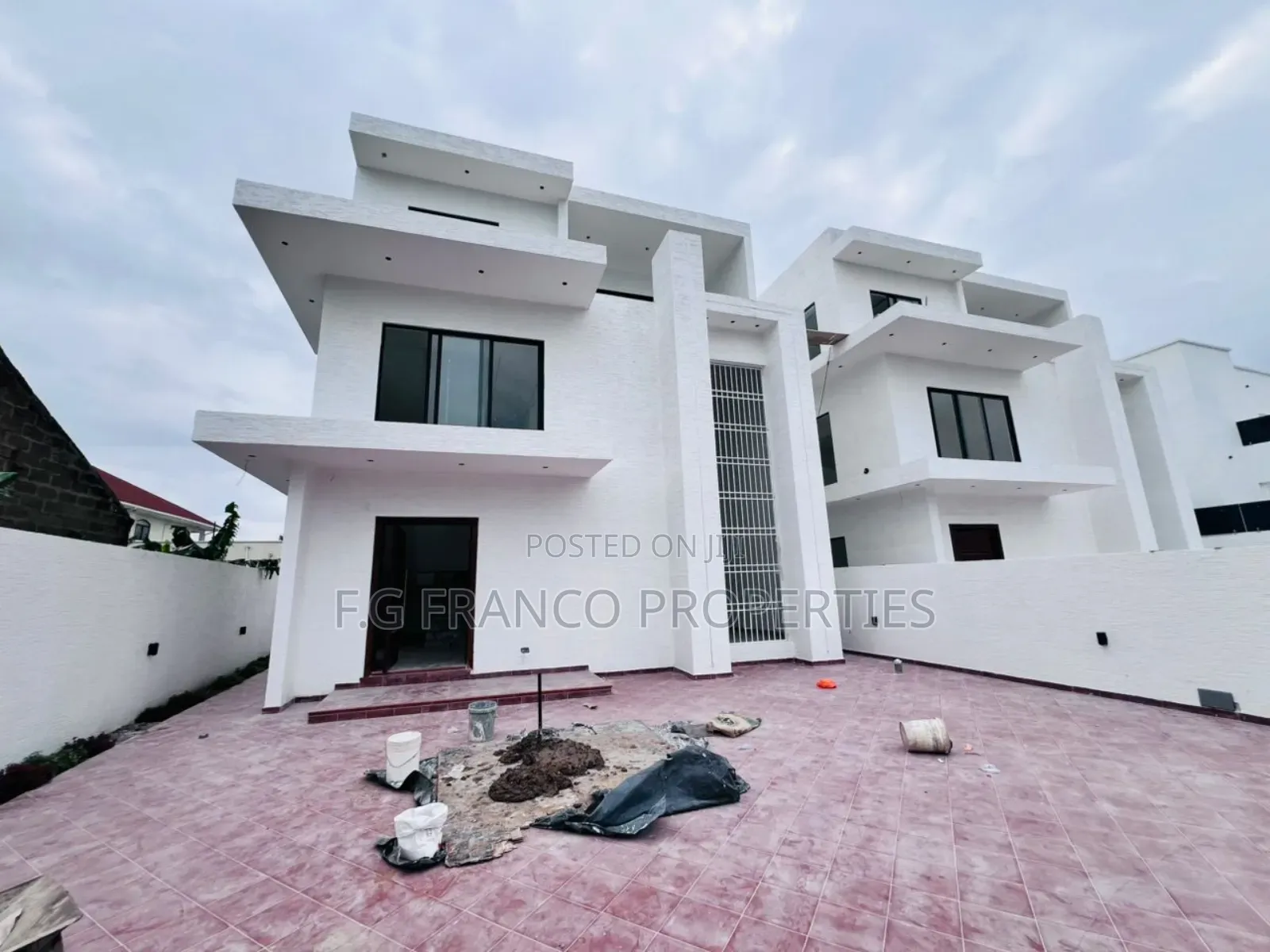 5bdrm House in Kg Franco Properties, East Legon for sale in East Legon