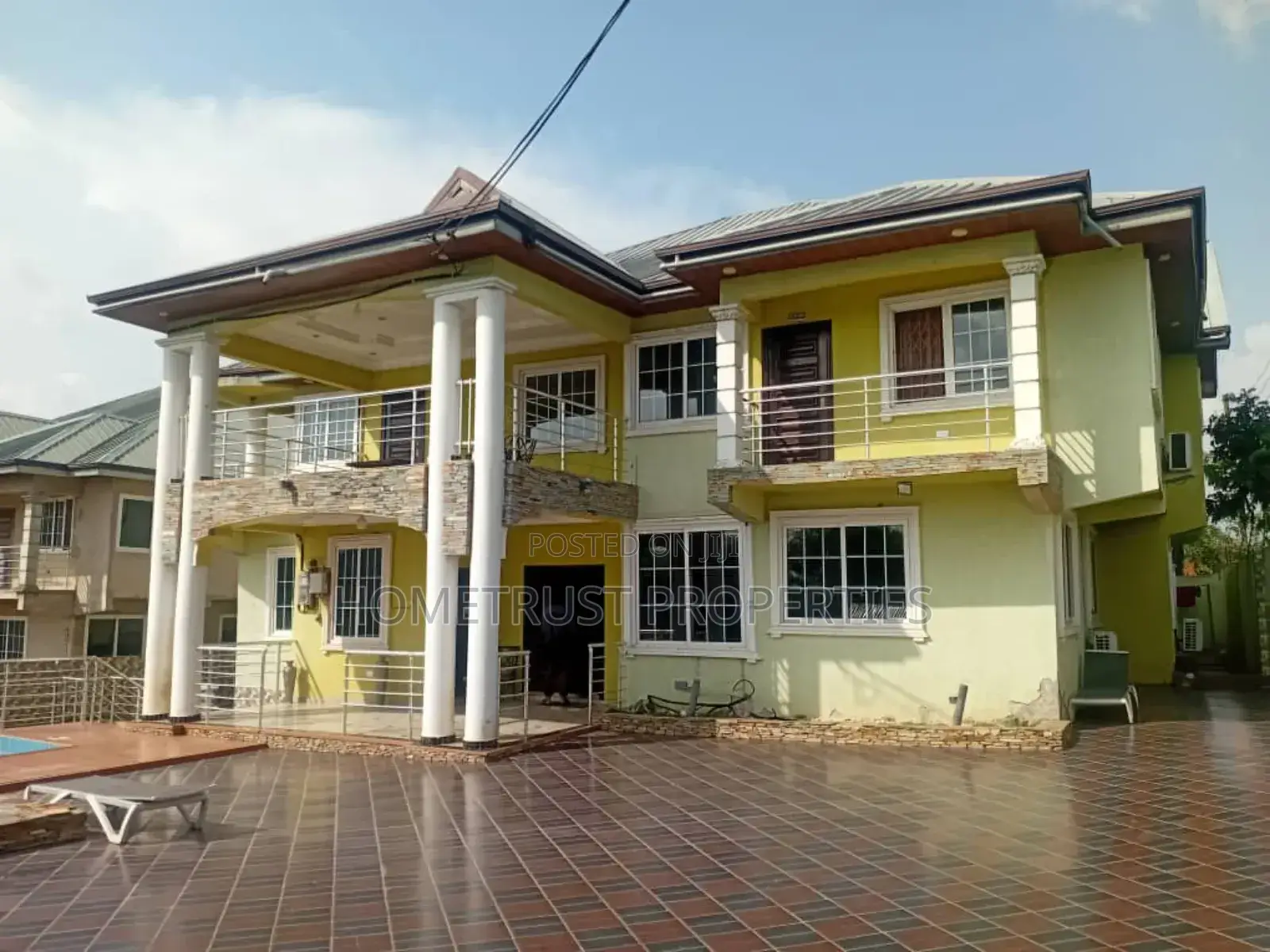 5bdrm House in Hometrust Properties, Akuapim South for sale in Akuapim South