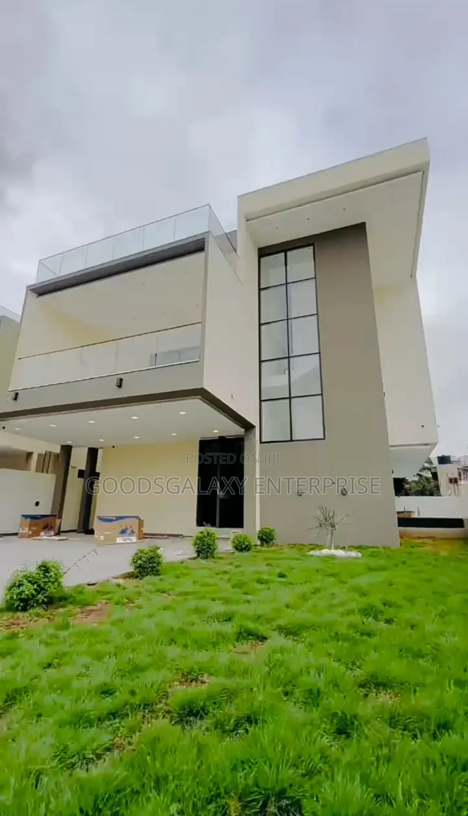 5bdrm Mansion in Accra Metropolitan for sale in Accra Metropolitan