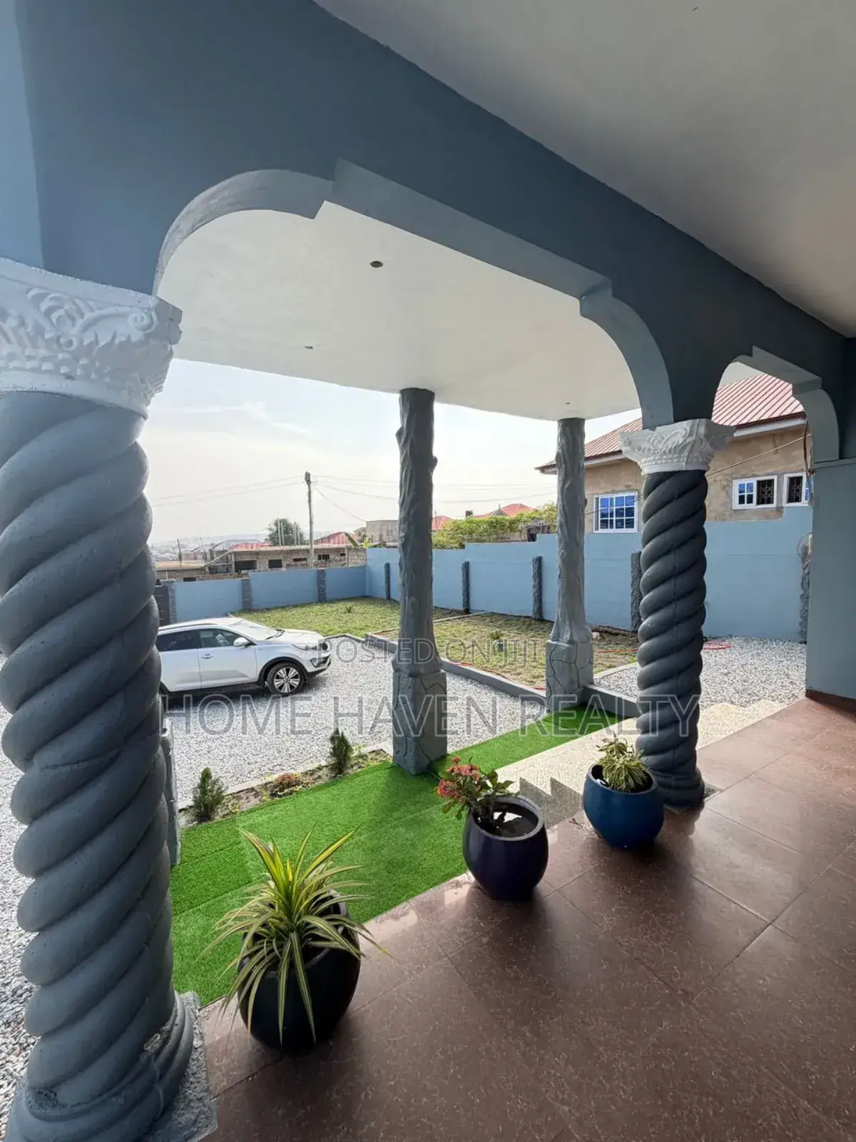 5bdrm House in Weija Hills for sale in Weija
