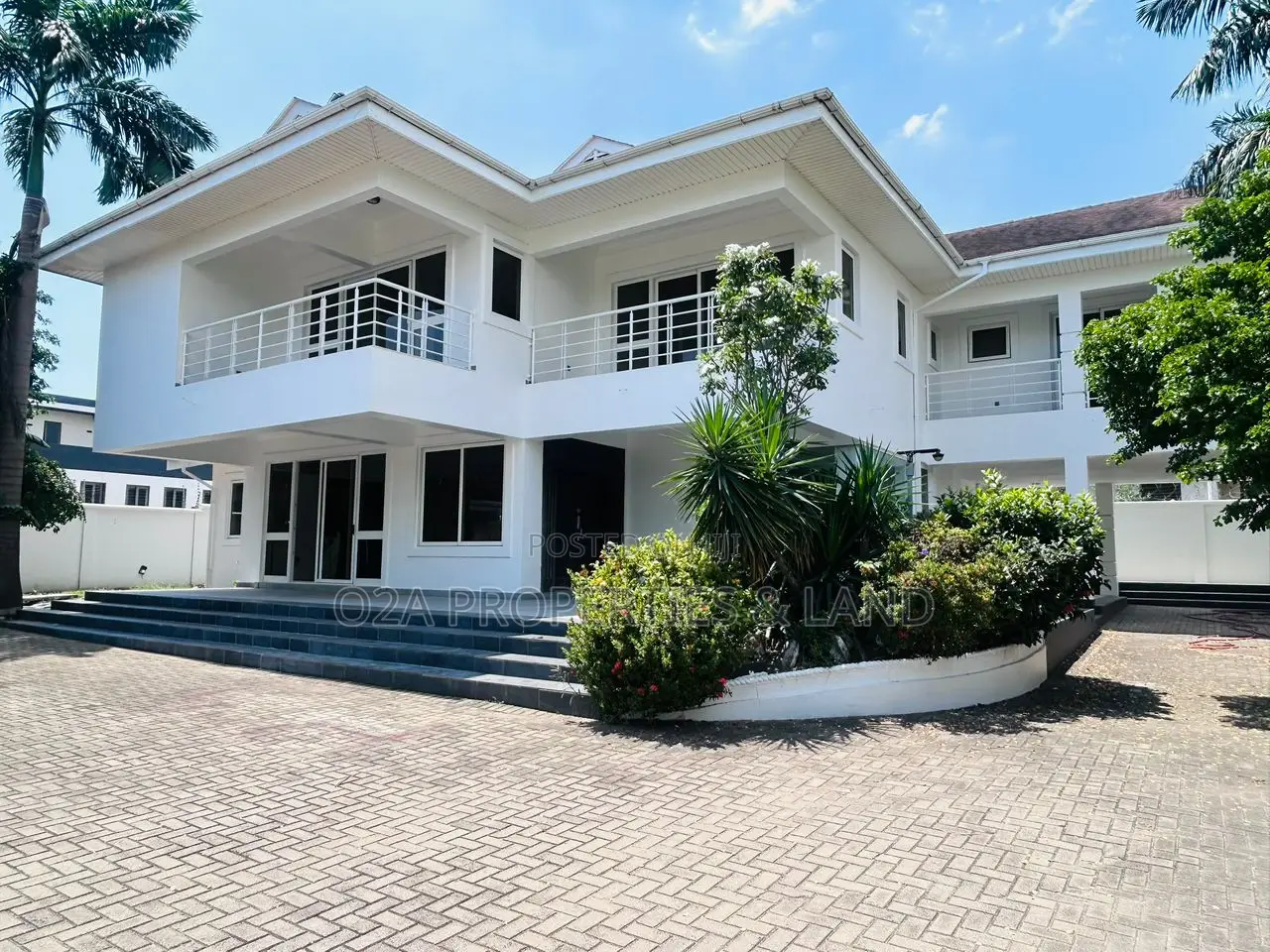4bdrm House in Airport Hills, New Legon for sale in New Legon