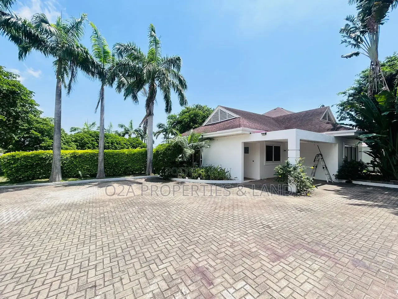 4bdrm House in Airport Hills, New Legon for sale in New Legon