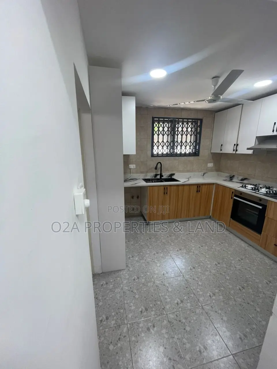 4bdrm House in Cantonments, Acquinas for rent in Acquinas