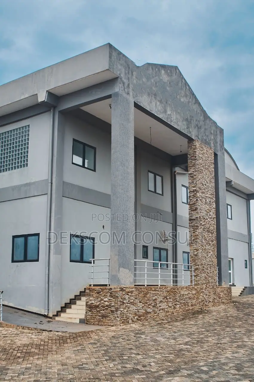 Warehouse for Sale in New Site