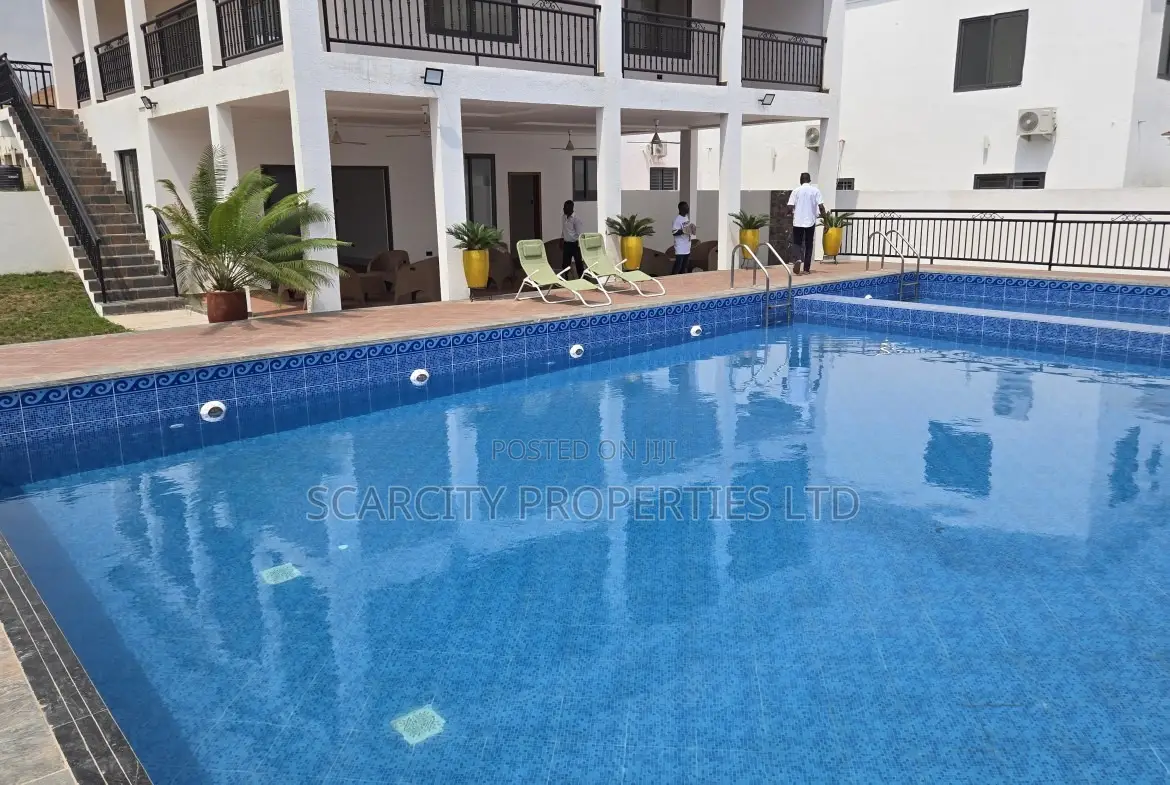4bdrm House in Adenta for sale in Adenta