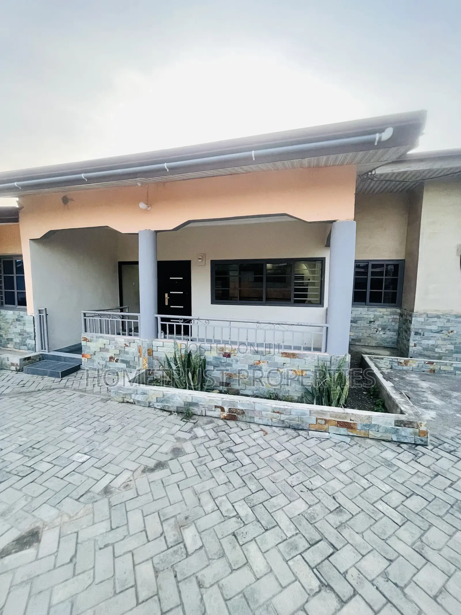 3bdrm Bungalow in Home Trust, Amasaman for sale in Amasaman