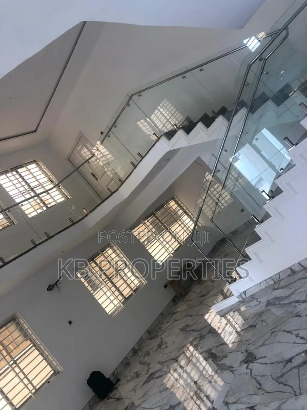 5bdrm Duplex in Kb Properties, Community 25 for rent in Community 25